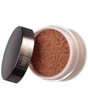Laura Mercier loose setting powder GLOW